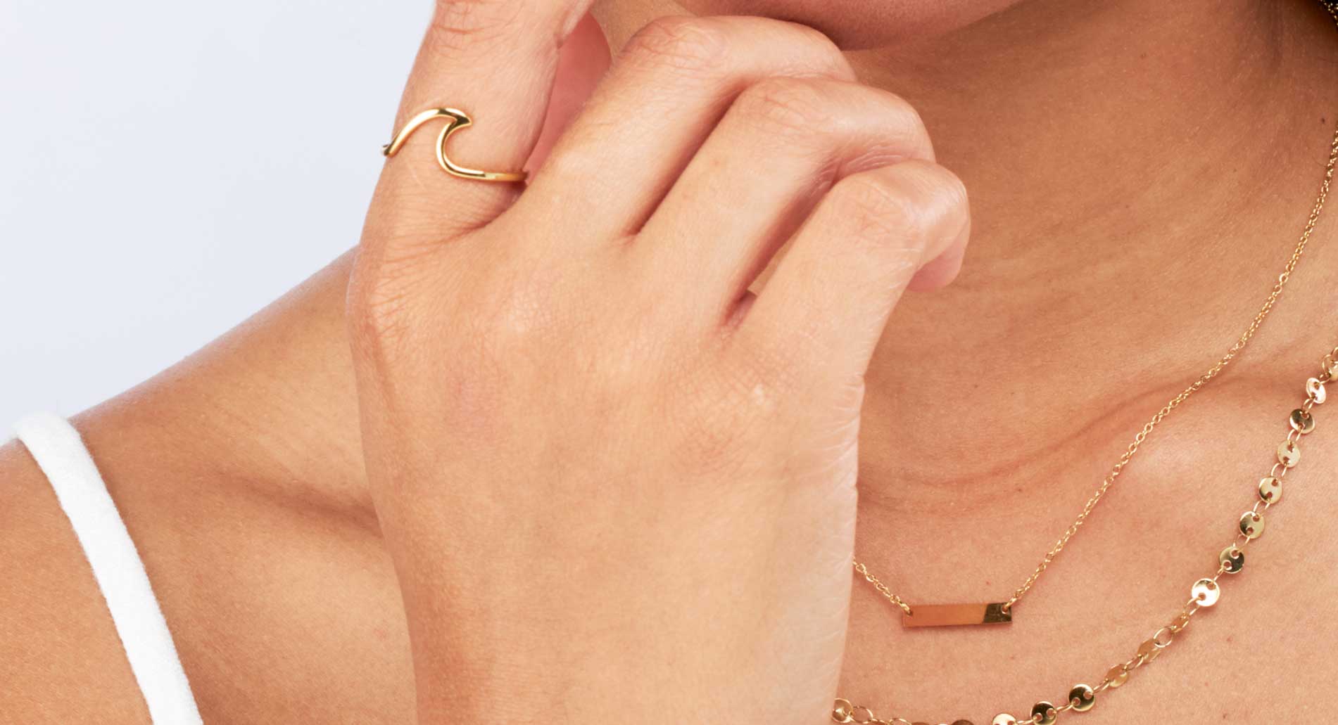 Ocean Wave Ring - 18k Gold plated stainless steel - Camilla Dovey Jewelry