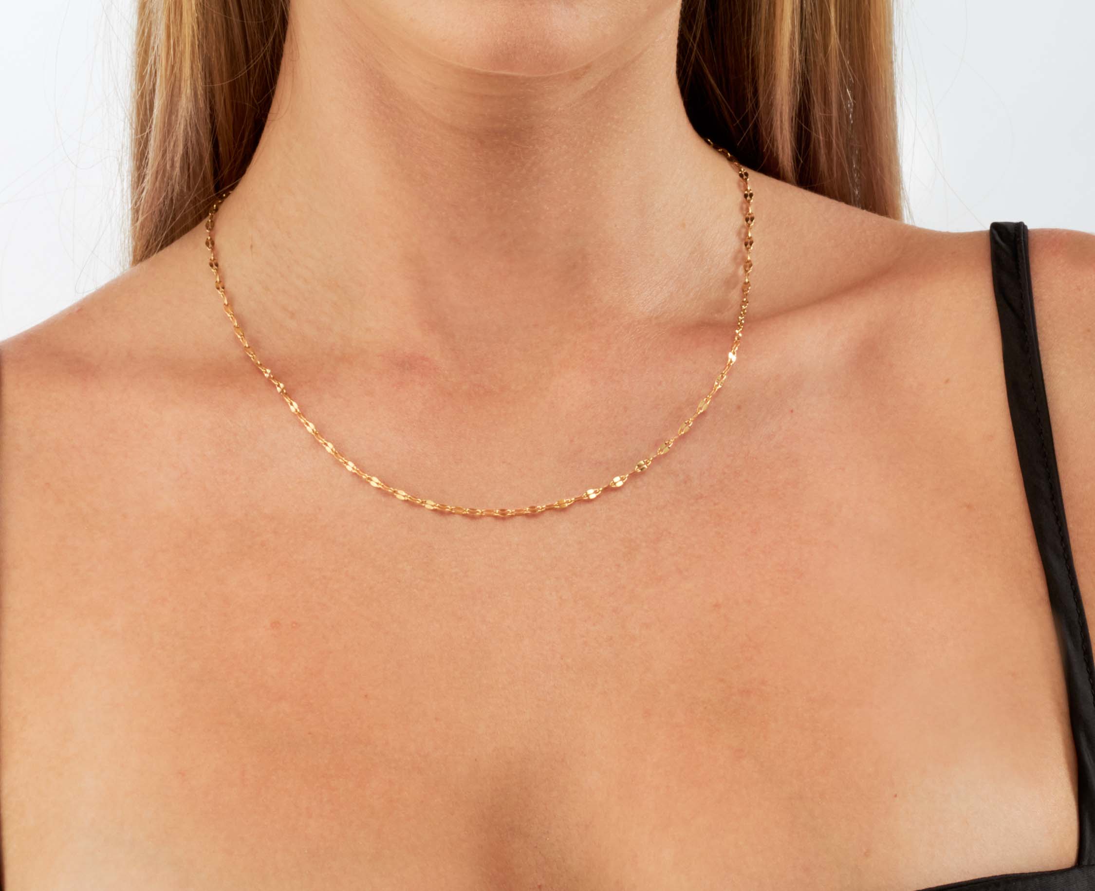 Chanel - 18k Gold Necklace - Camilla Dovey Jewelry