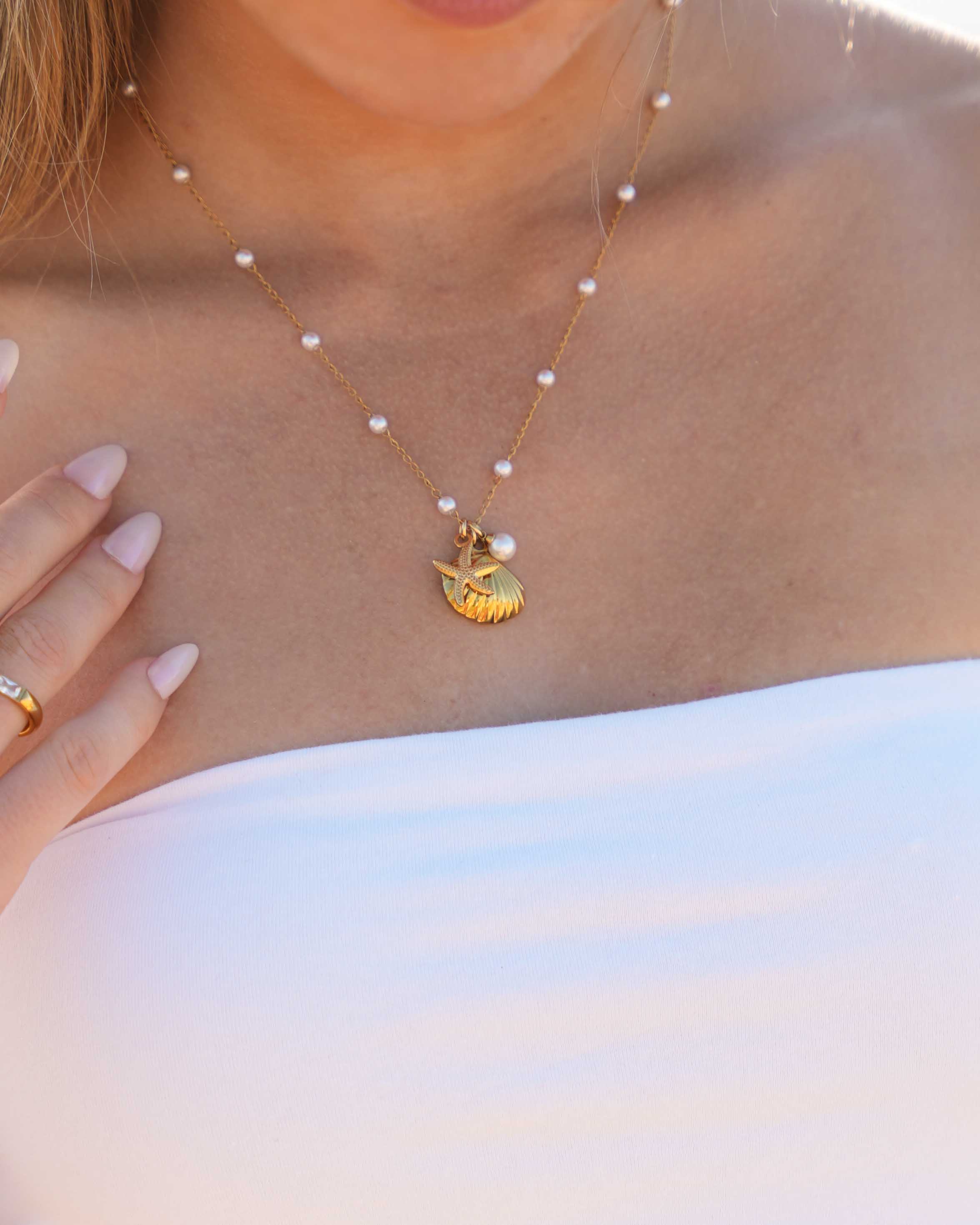 Dune - 18k Gold Pearl Shell Necklace