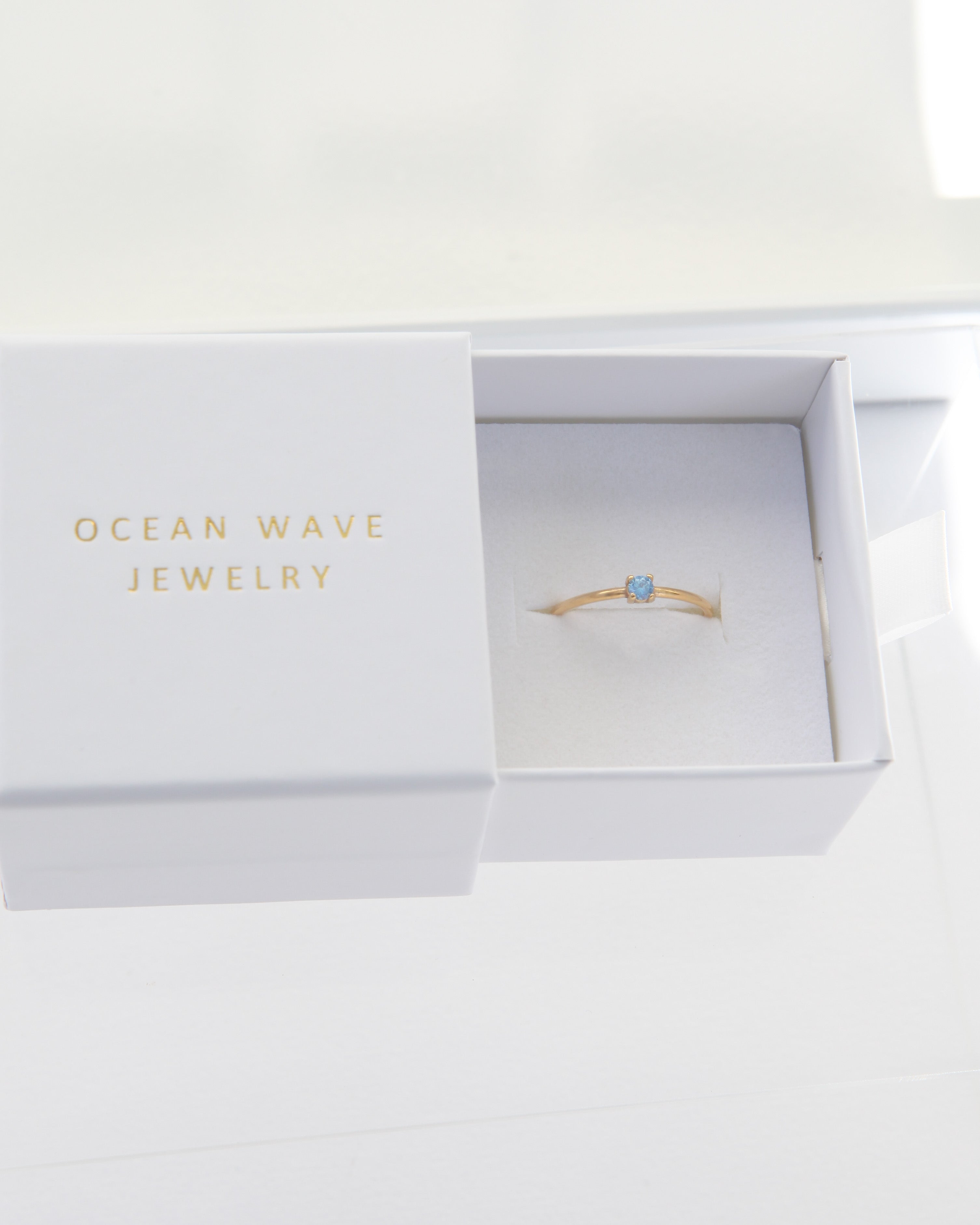 Daytona - Light Blue 18k Gold Ring