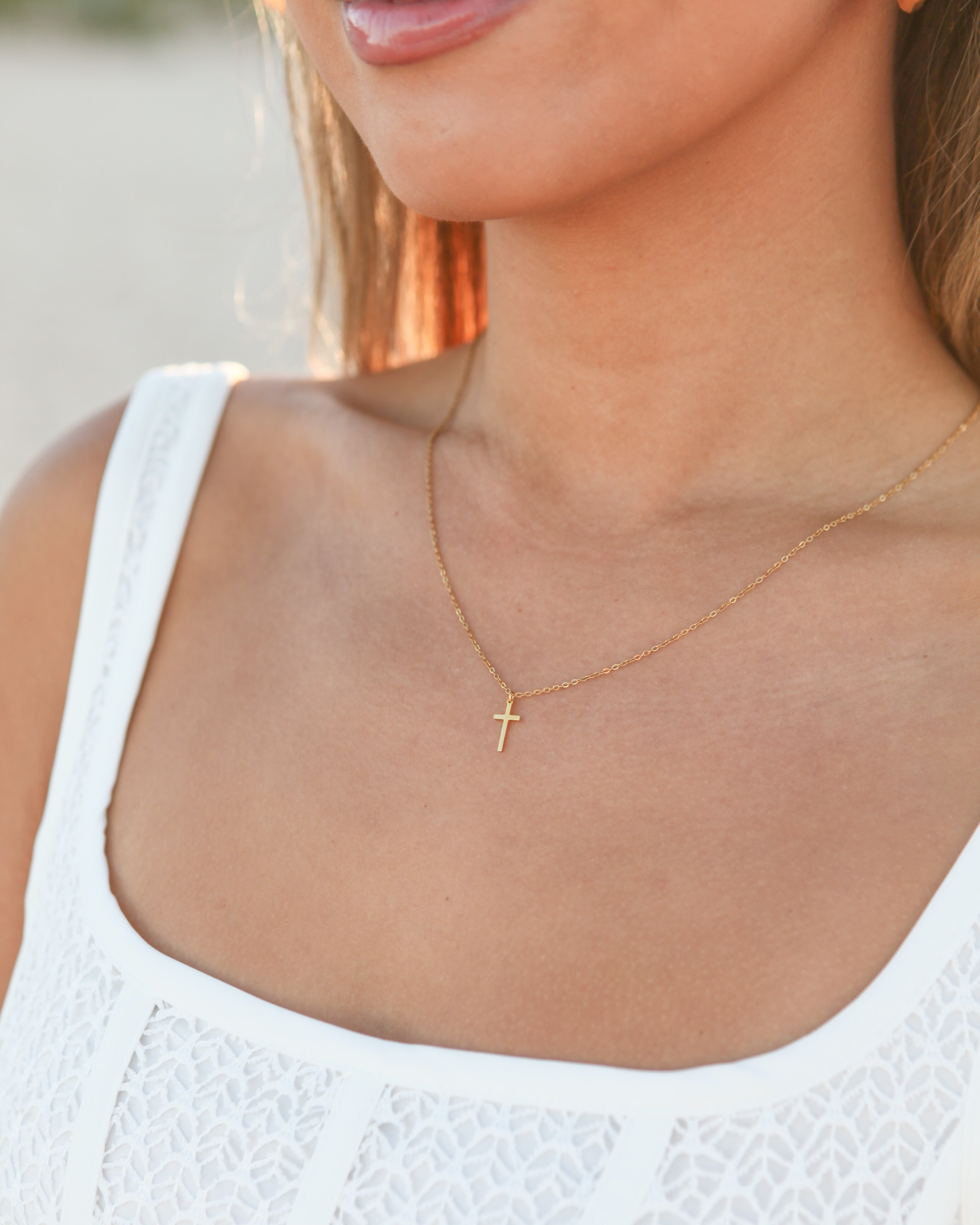 Cross - 18k Gold Necklace