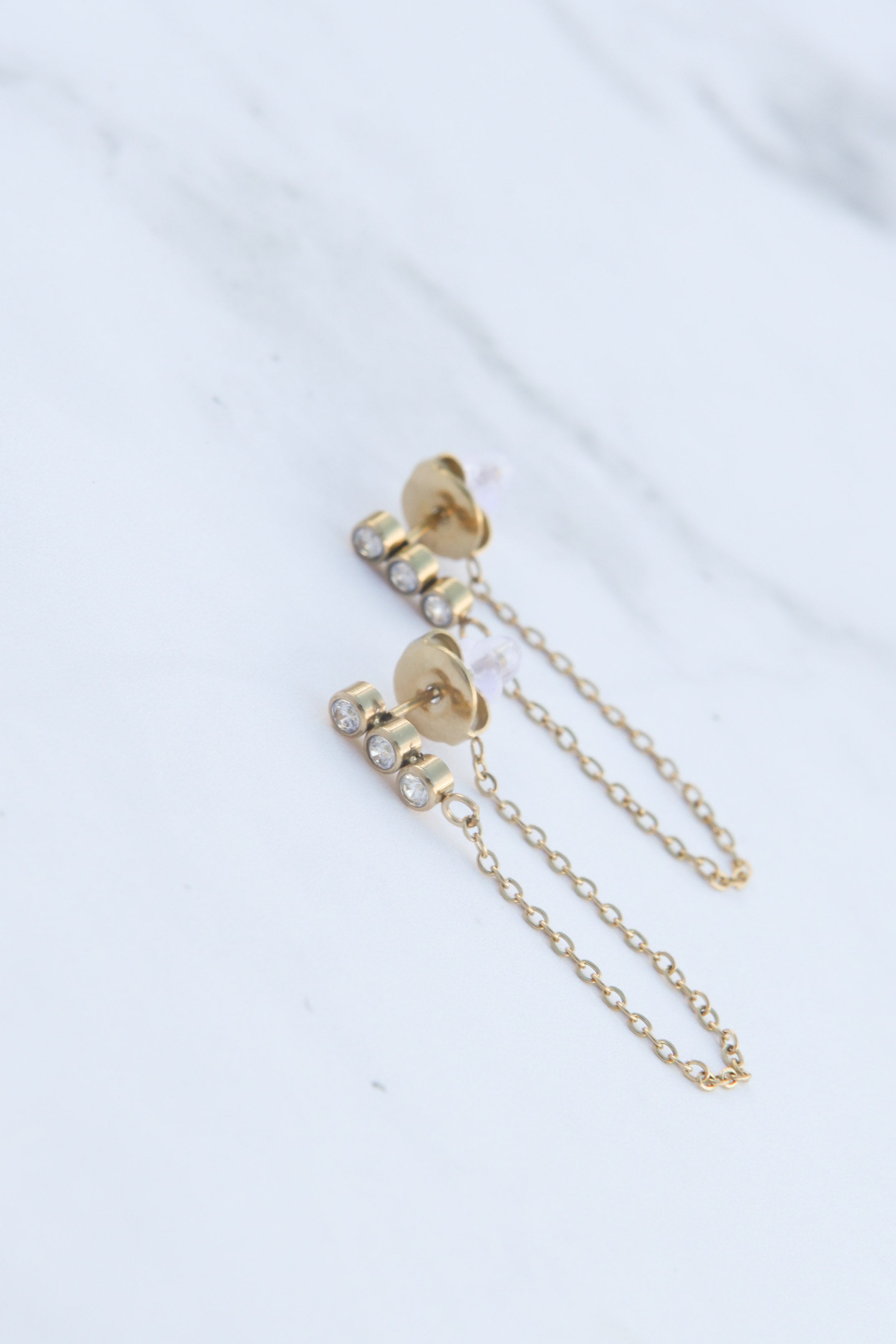 Hamptons - 18k Gold Chain Zirconia Earrings - Camilla Dovey Jewelry