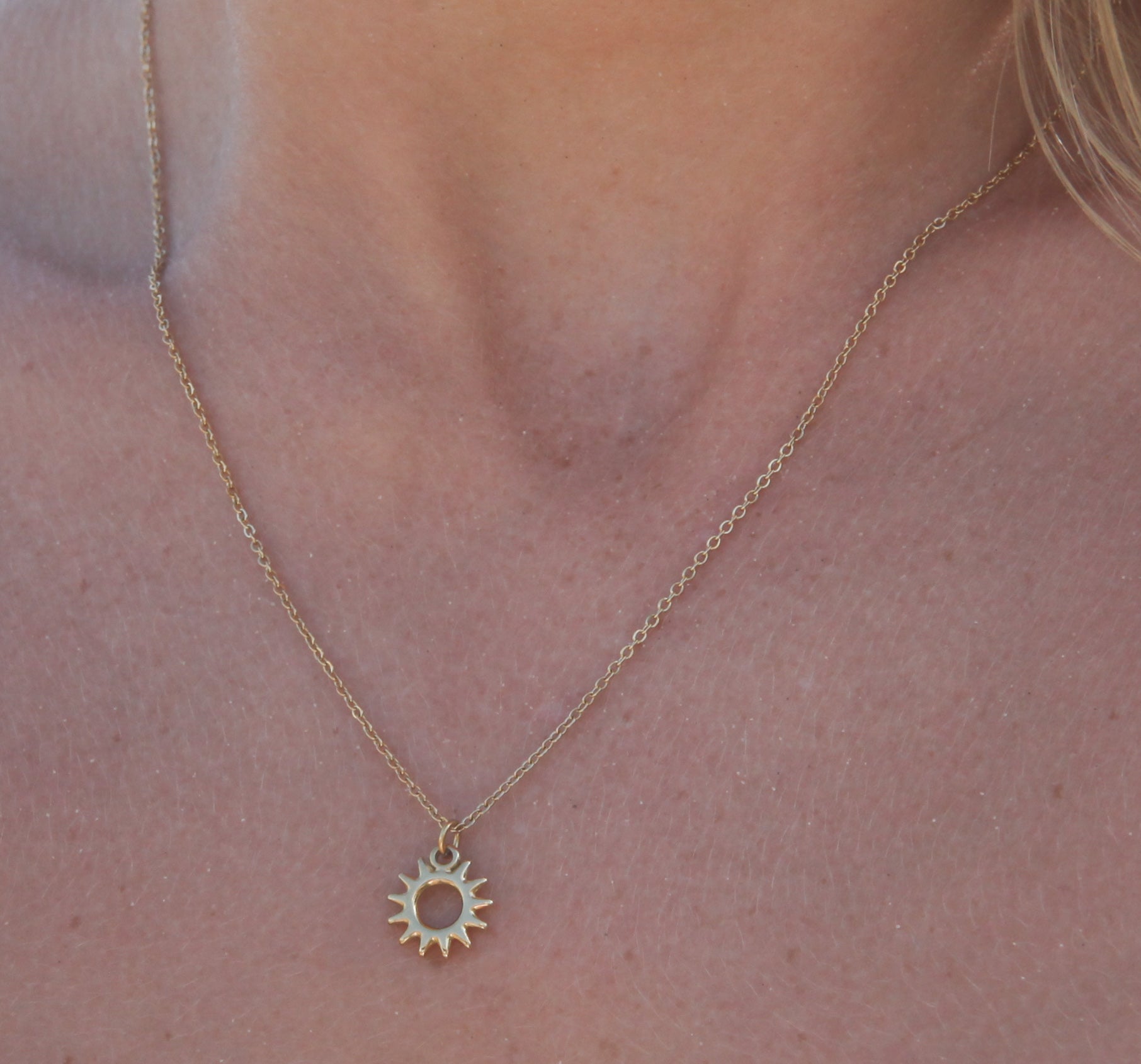 Sunshine - 18k Gold Necklace - Camilla Dovey Jewelry