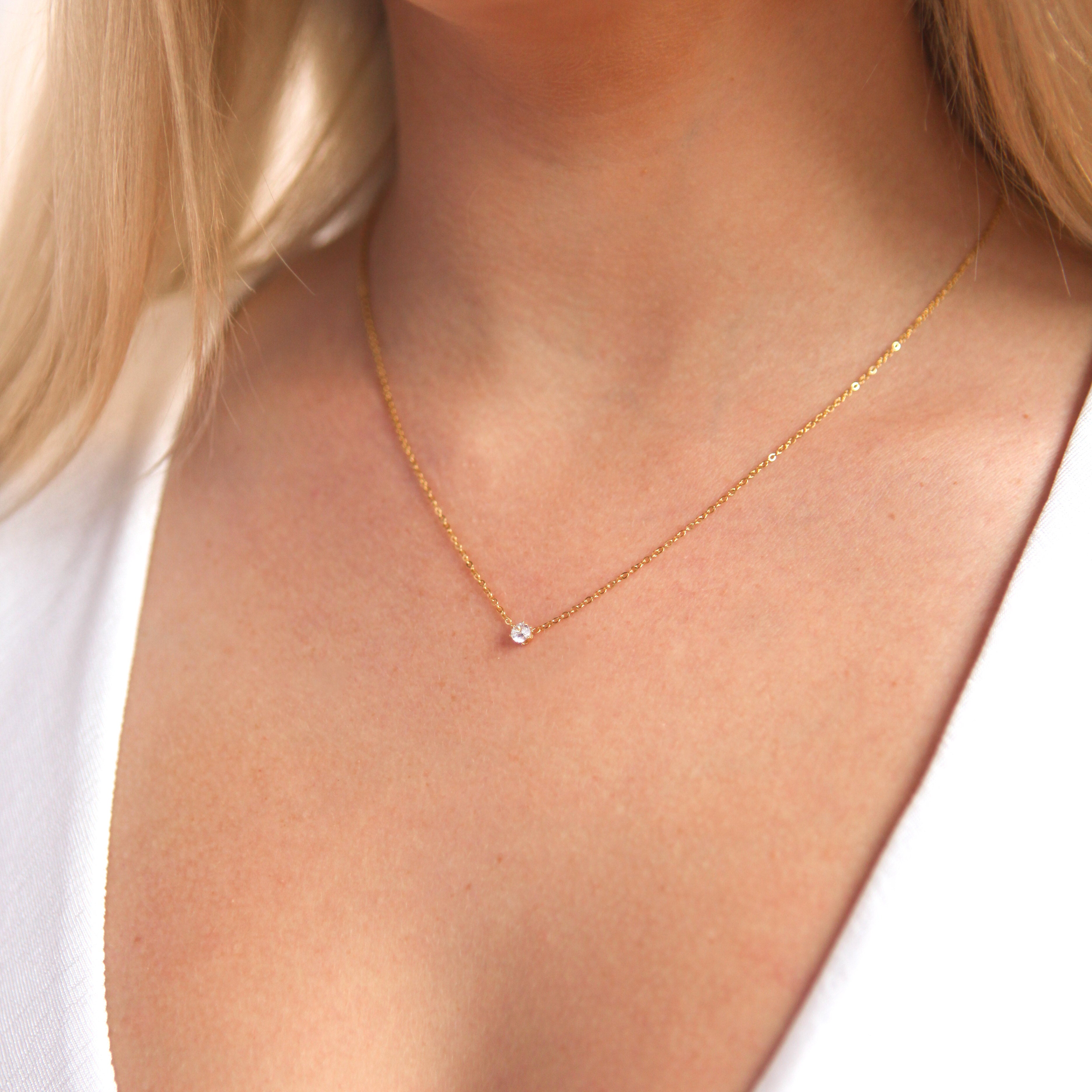 Aaliyah - Dainty Zirconia 18k Gold necklace