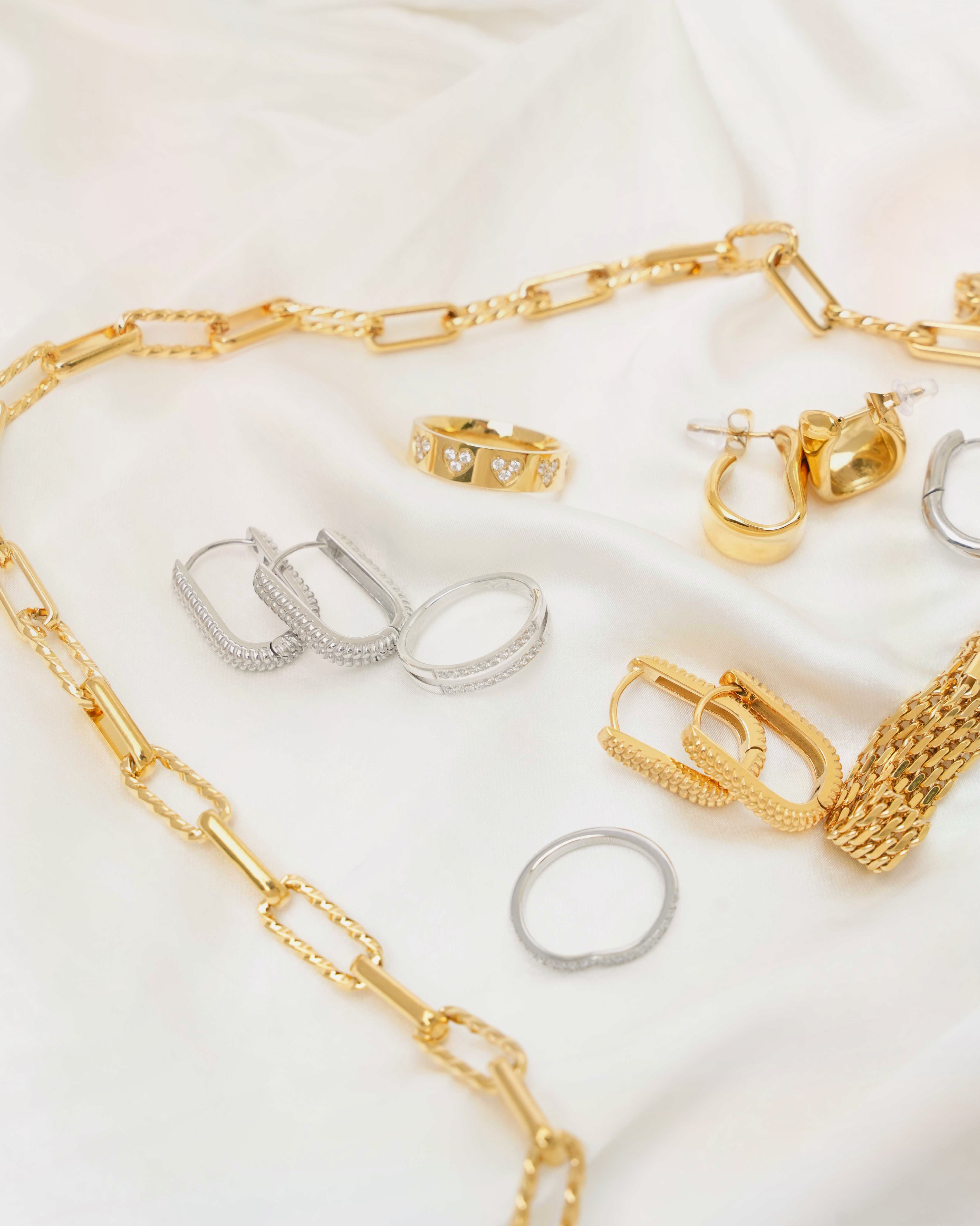 Alix - Silver Hoop Earrings